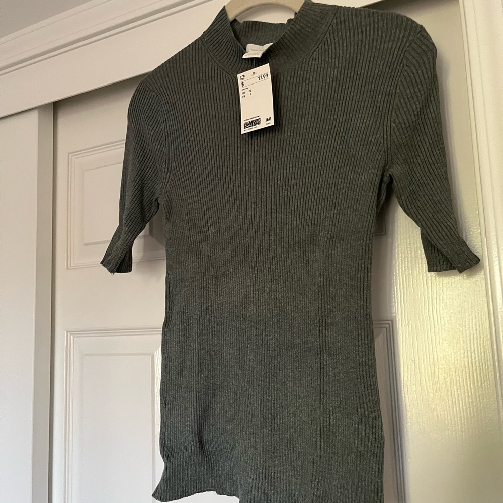 NWT H&M Knit Top